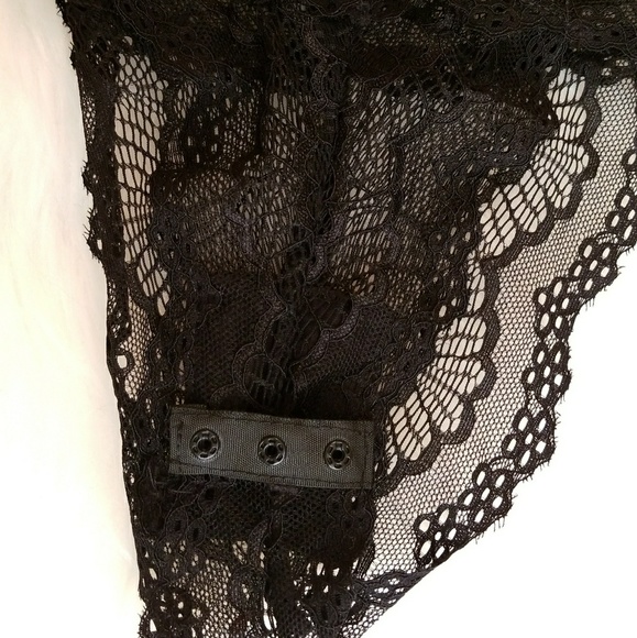 "Lace It Up" BodySuit in Black - Picture 6 of 8